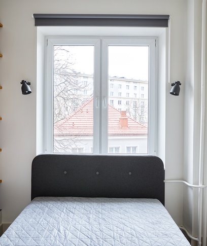 2-room apartment in a beautiful tenement house in the center
