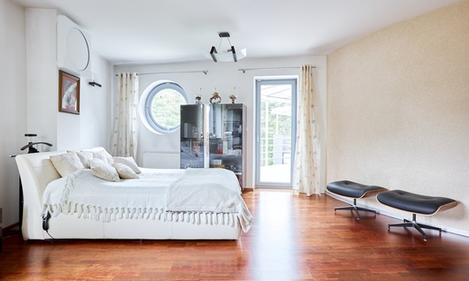 Luksusowy dom z ogrodem zimowym, jacuzzi i siłownią <br> ul. Ciupagi